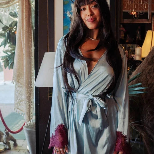 Satin Short Robe 17122 Icy Blue/Pinot Lace