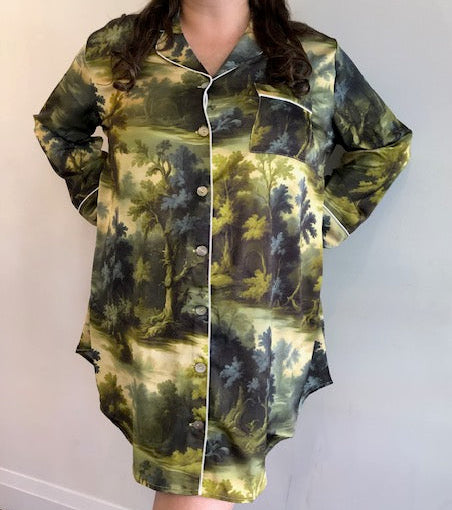 Satin Nightshirt 14201 Renaissance Landscape